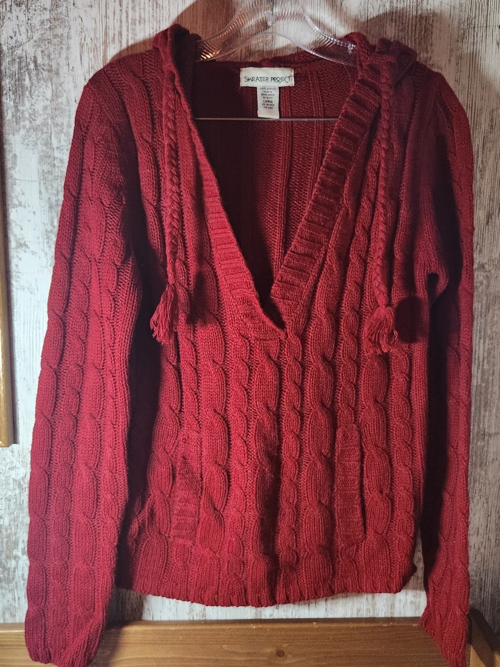 Sweater Project Women's Cable Knit V-Neck Hooded Sweater Red Front Pouch Pocket